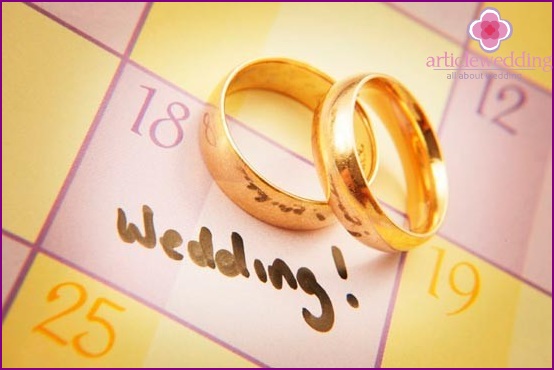 Mit kell figyelembe venni az esküvő dátumának kiválasztásakor?