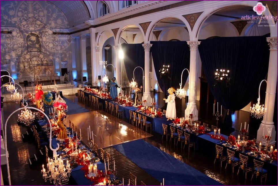 Restaurant decor for a masquerade wedding