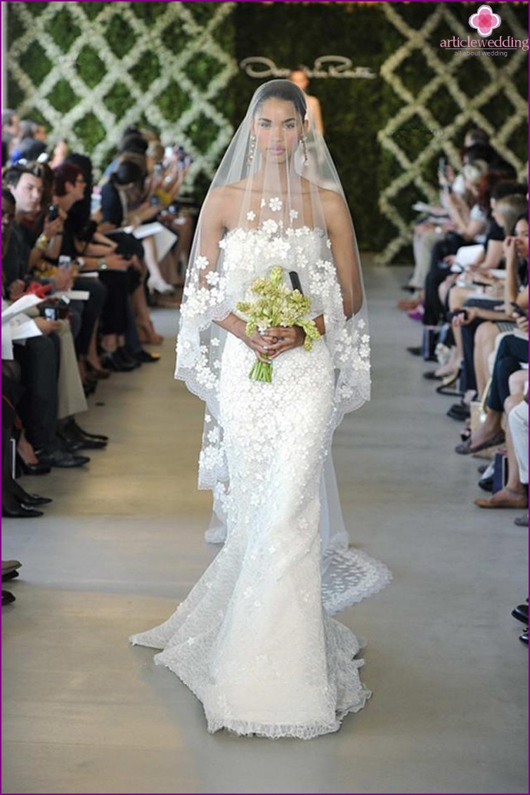 Veil with flowers