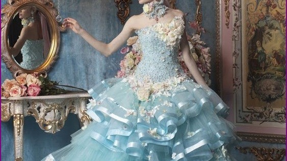 Rococo wedding: luxury and theatricality