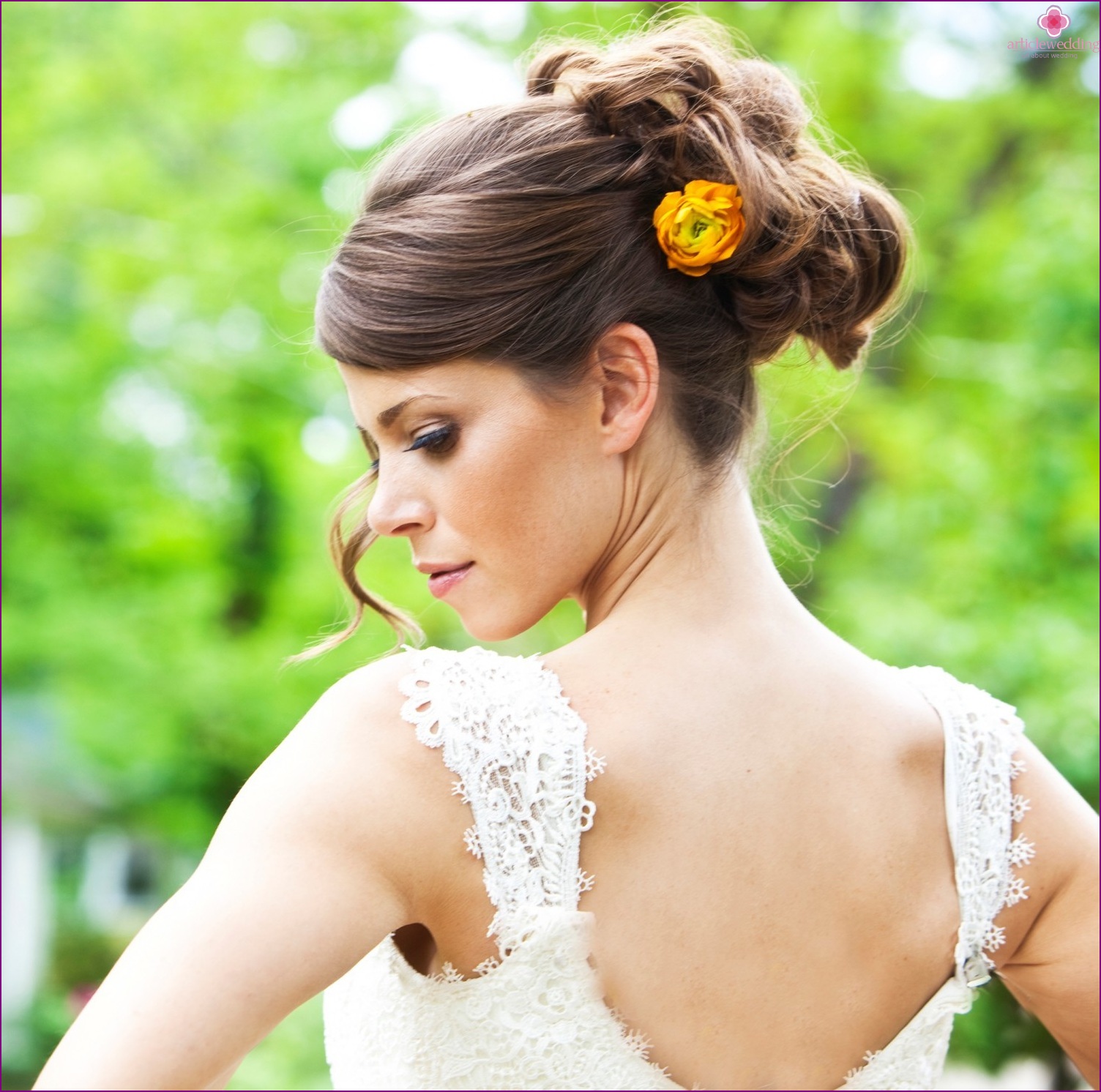 Decoration for bride hairstyle