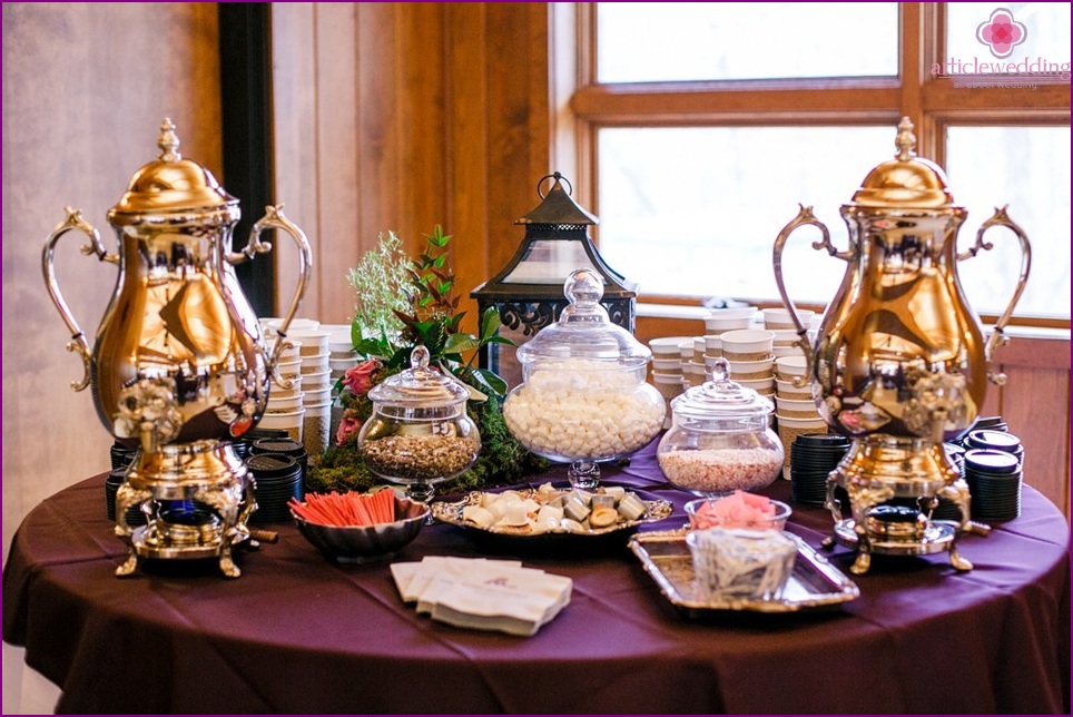 Sweets for a coffee candybar at a wedding