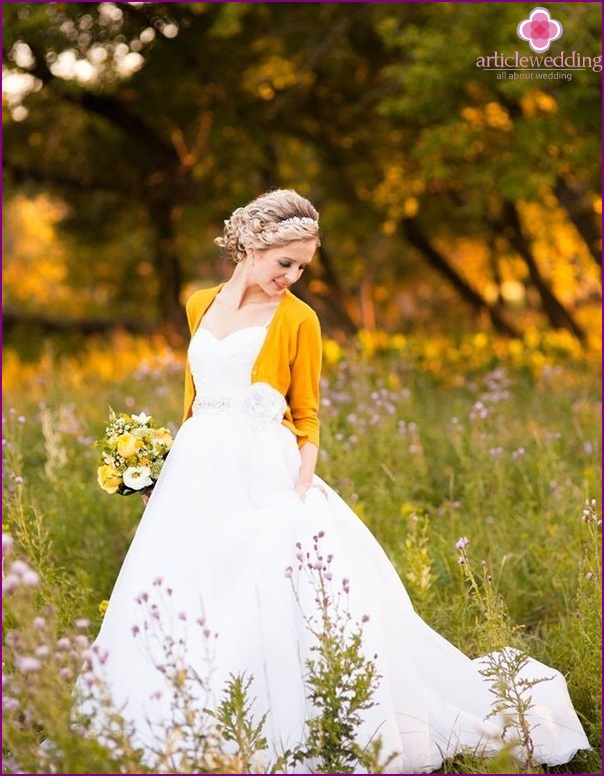 Cardigan à l'image d'une mariée