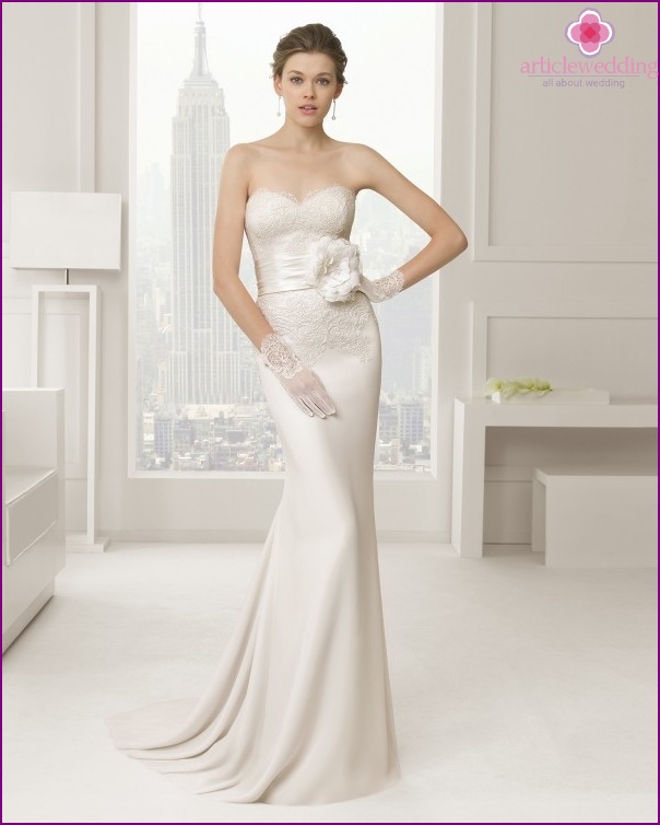 Luxurious wedding dress