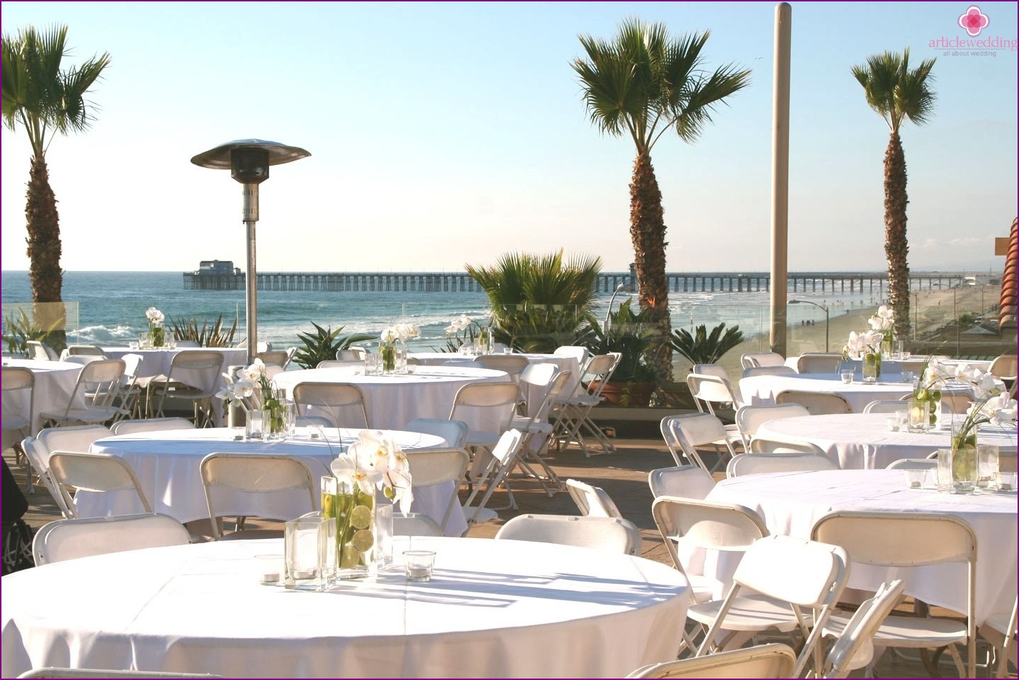 Banquet de mariage sur la plage