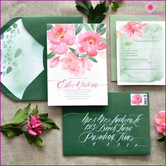 Couleurs audacieuses pour les invitations.