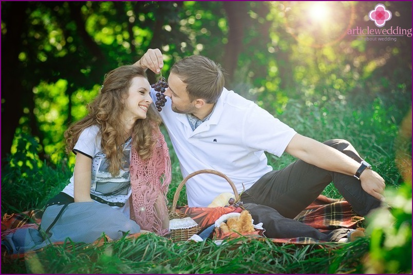 Love story picnic