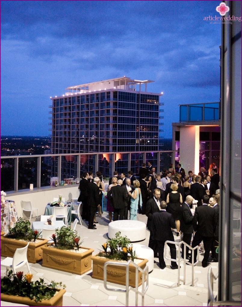 Reception on the roof