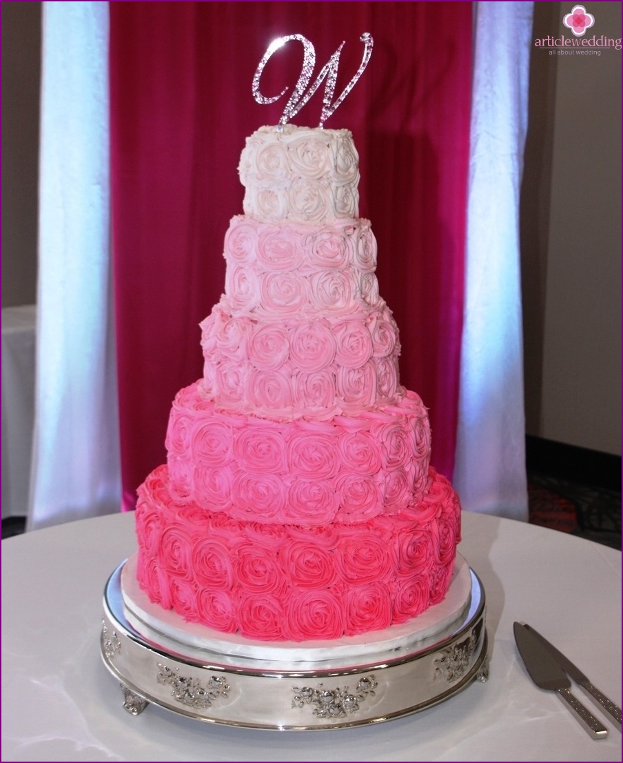 Pastel de crema de rosas