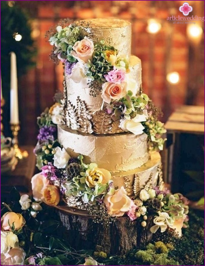 Bolo de casamento estilo floresta