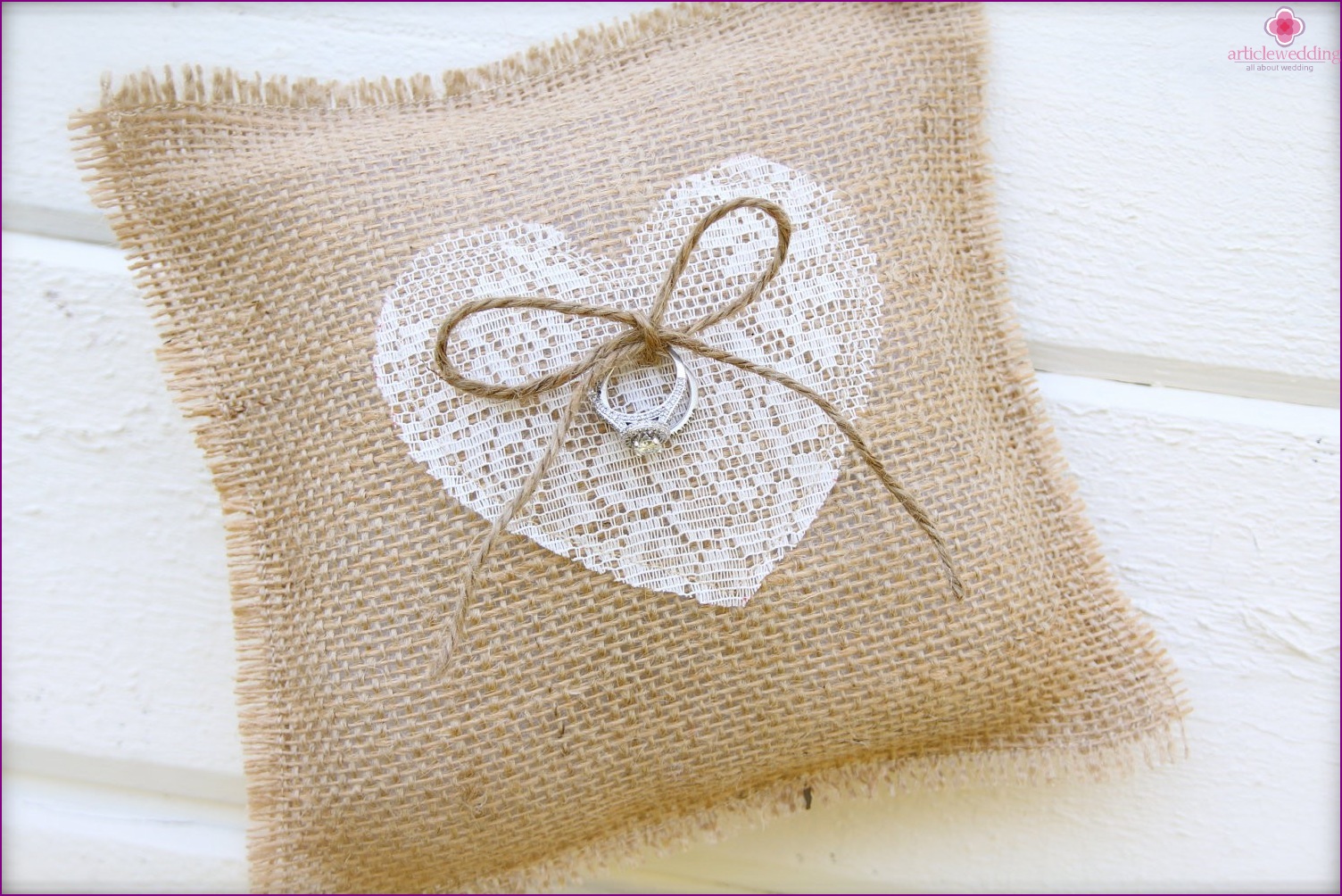 Burlap Ring Pillow