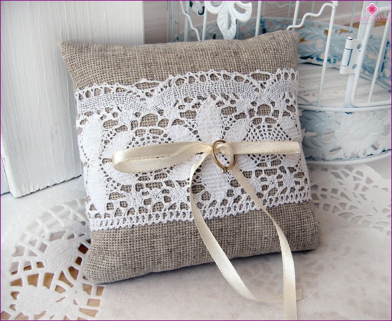 Burlap Ring Pillow