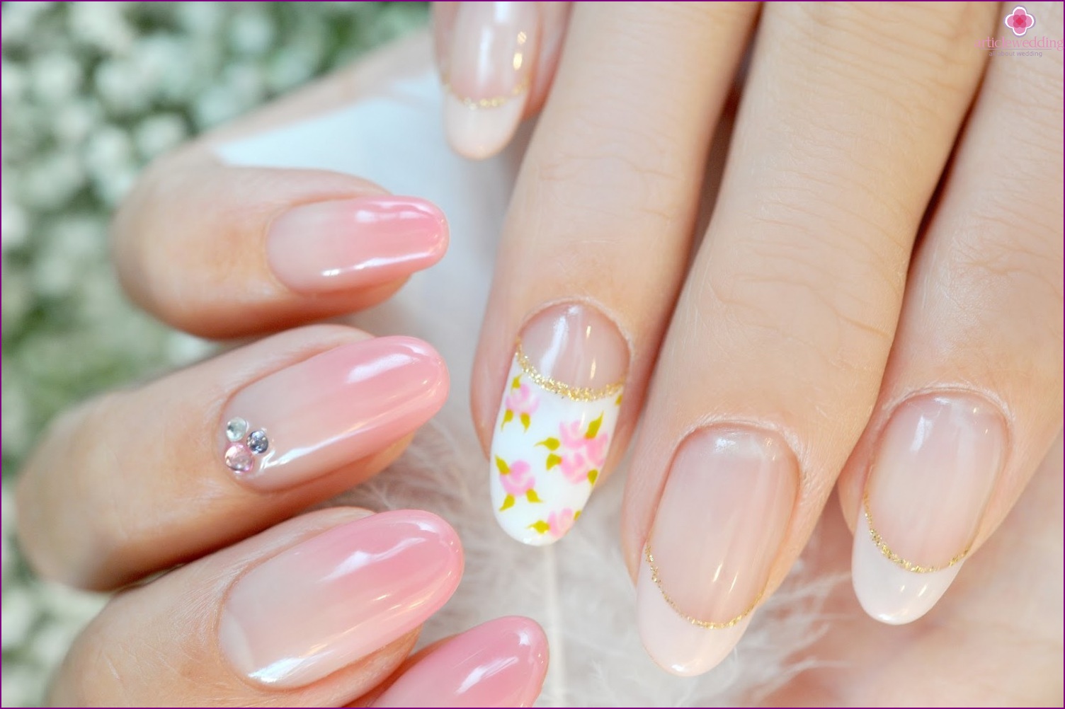 Manicure em cores pastel