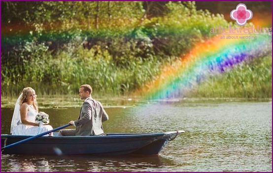 Verliefde paar en regenboog