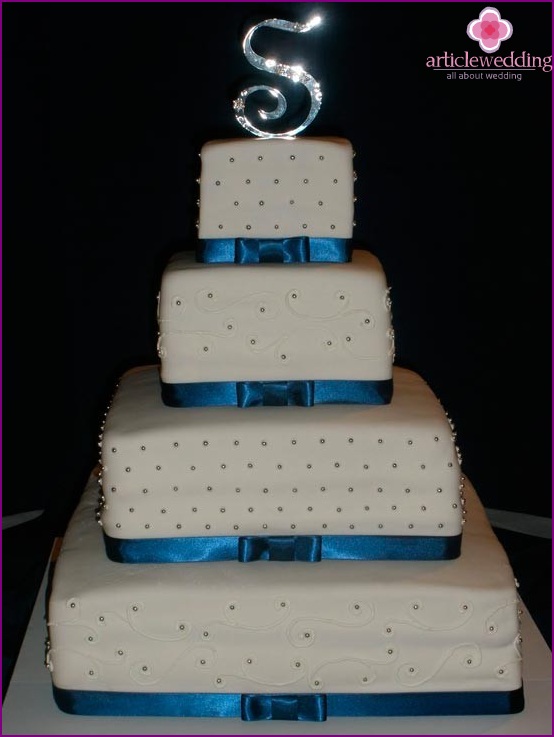 Un pastel de bodas