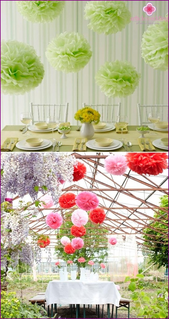 Hanging pompons at a wedding - a feeling of lightness