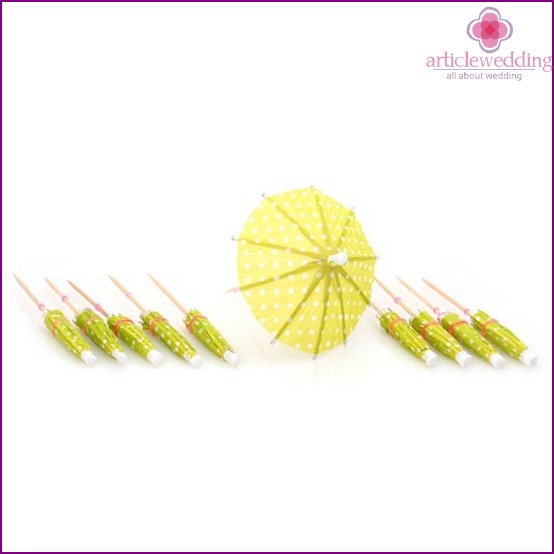 Dessert umbrellas for wedding decoration