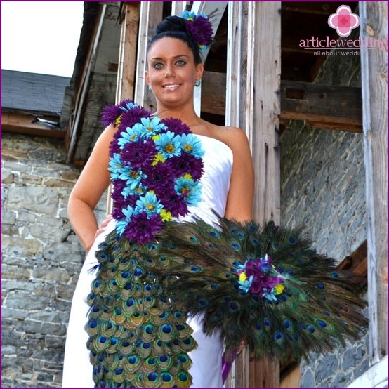 Peacock Feather Bride Umbrella