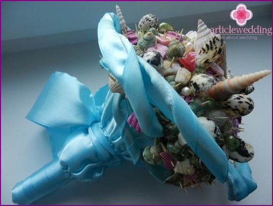 Bridal bouquet in turquoise color