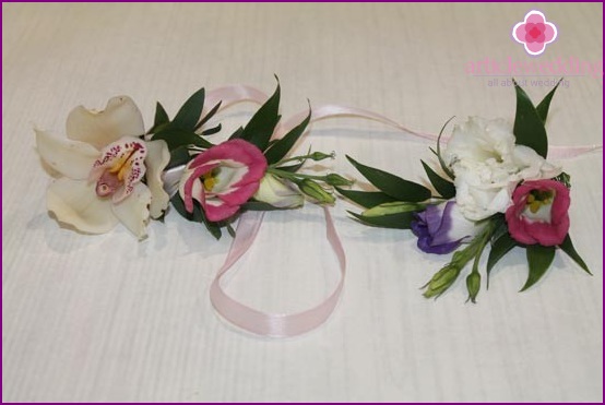 Armbänder für Brautjungfern und Gäste