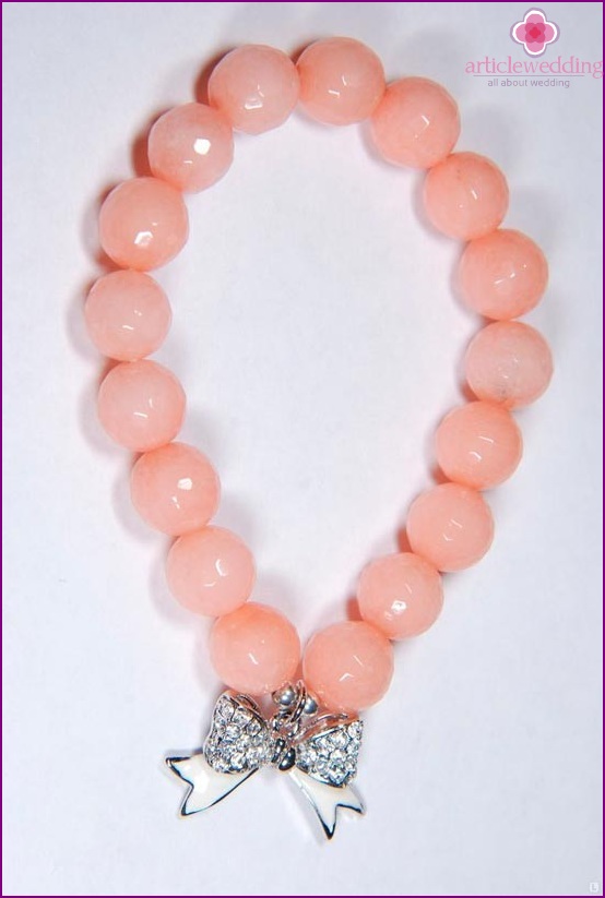 Peach färg armband