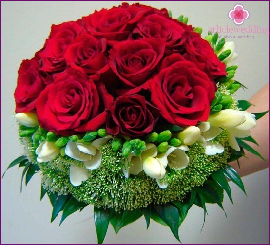 Bouquet da sposa bordeaux