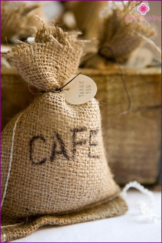 Bonbonniere coffee in a pouch