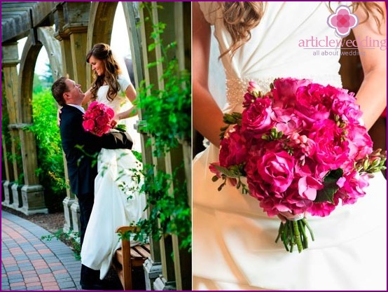 Boda de fantasía floral fucsia