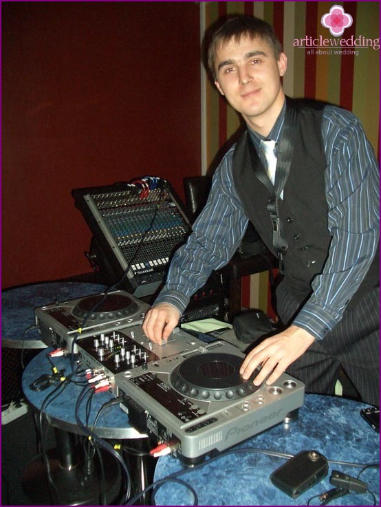 DJ equipment