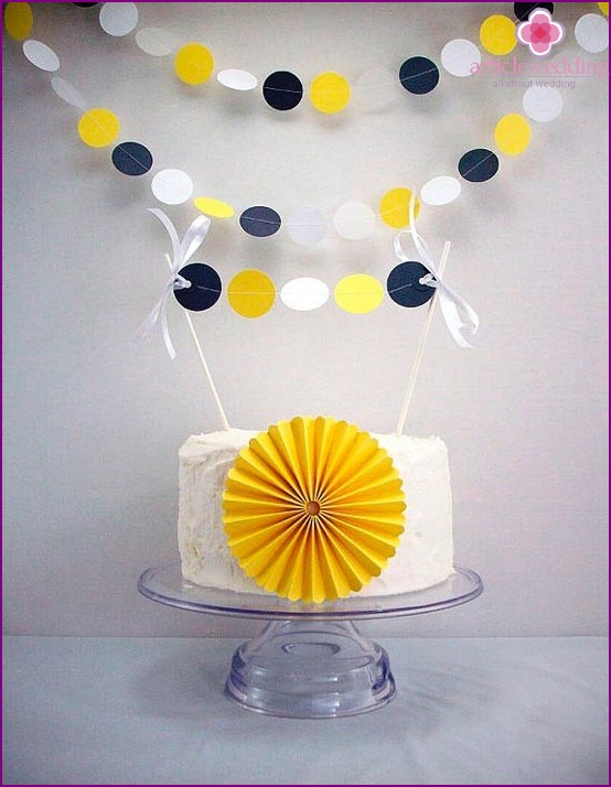 Paper Cake Garlands