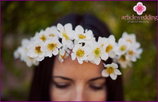 Romantic wreath for a wedding