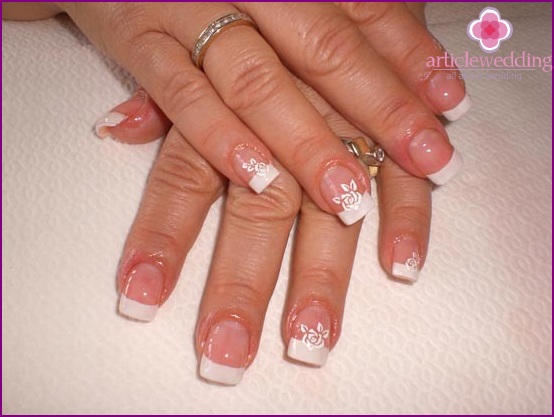 manicure francese