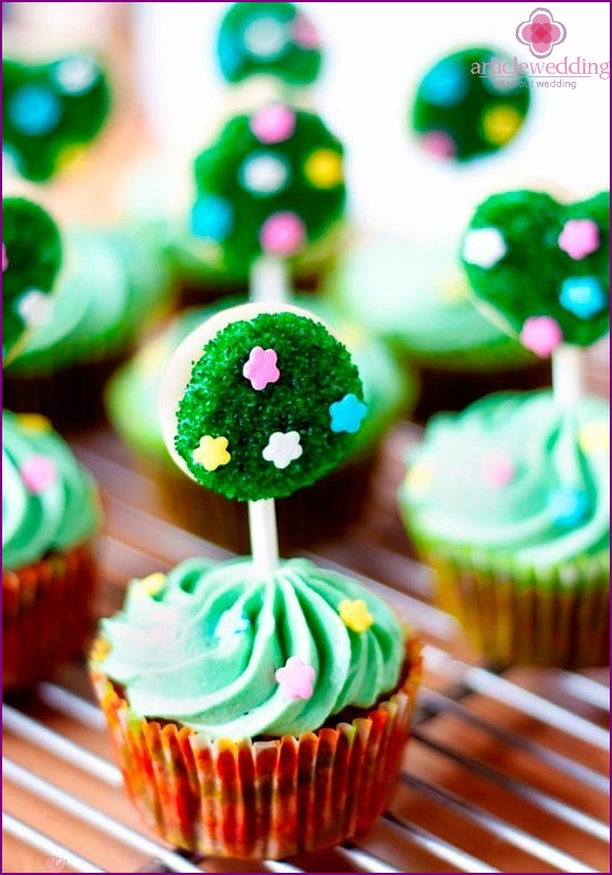 Topiary Cupcake