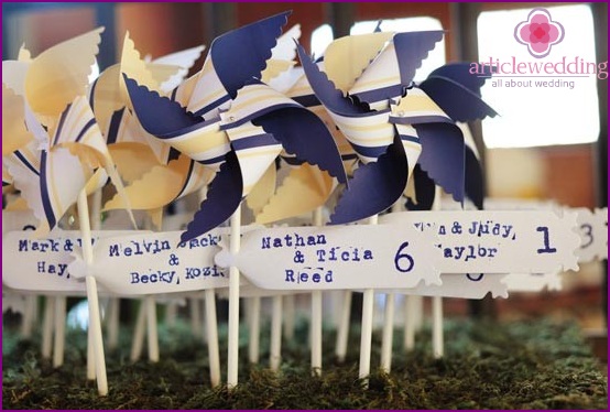 Accesorios de boda en azul