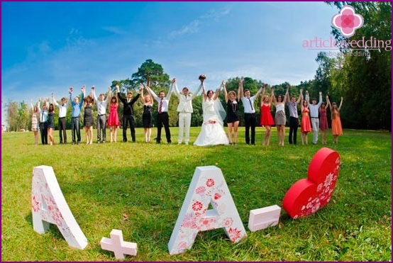 Photoshoot with letters