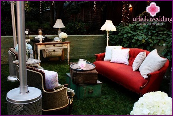 Cozy lounge at a wedding outdoors