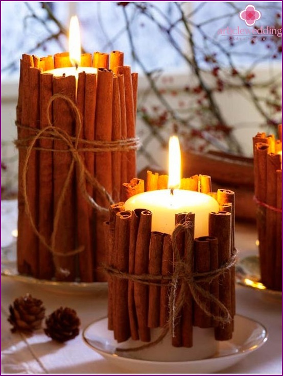 Scented candles for a winter wedding lounge