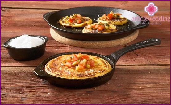 Cast iron cookware