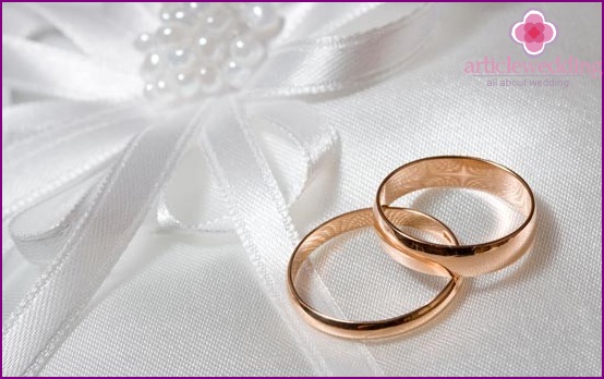 Smooth Wedding Rings