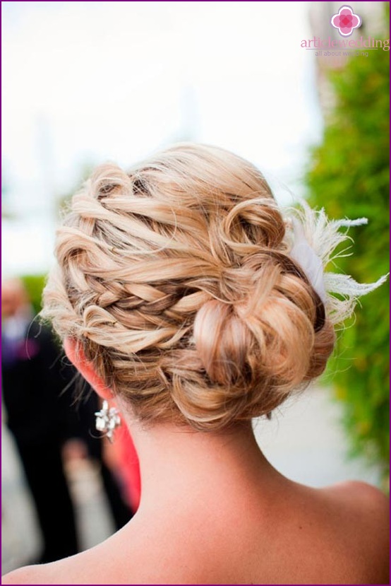 Penteados de casamento com tranças: incomparáveis ​​e elegantes!