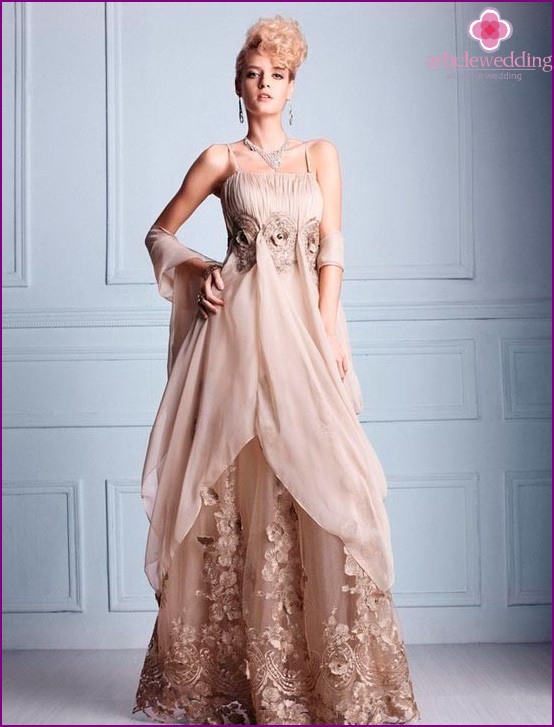 Abito da sposa color crema