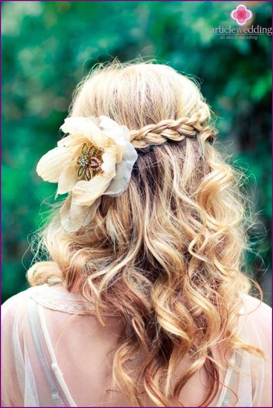 Flower hairpin