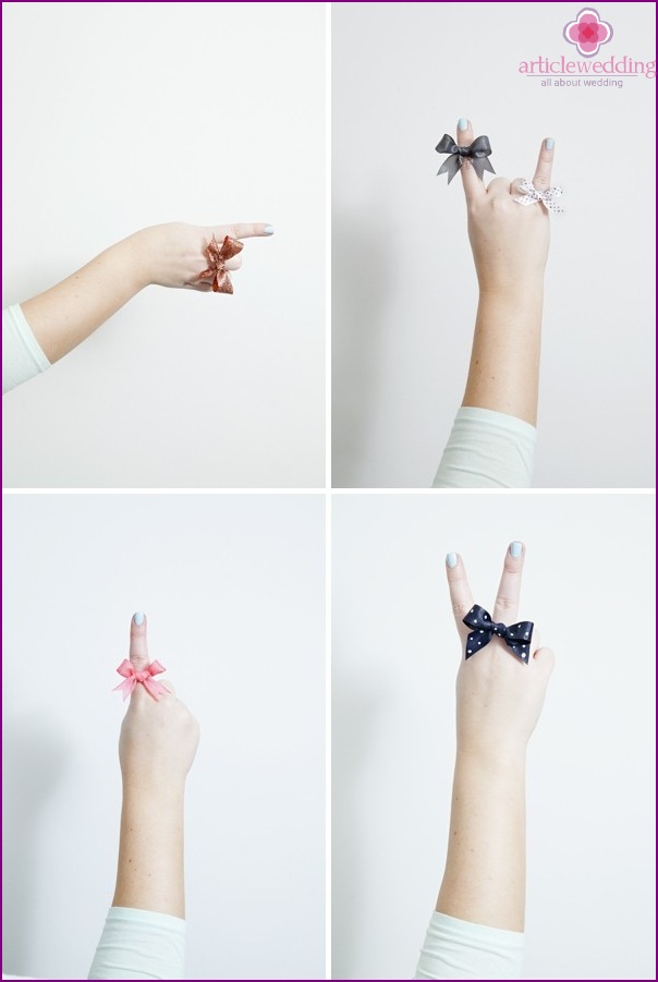 Rings with bows