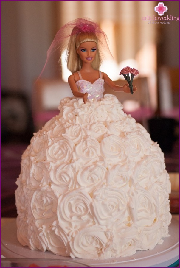 Barbie stílusú torta