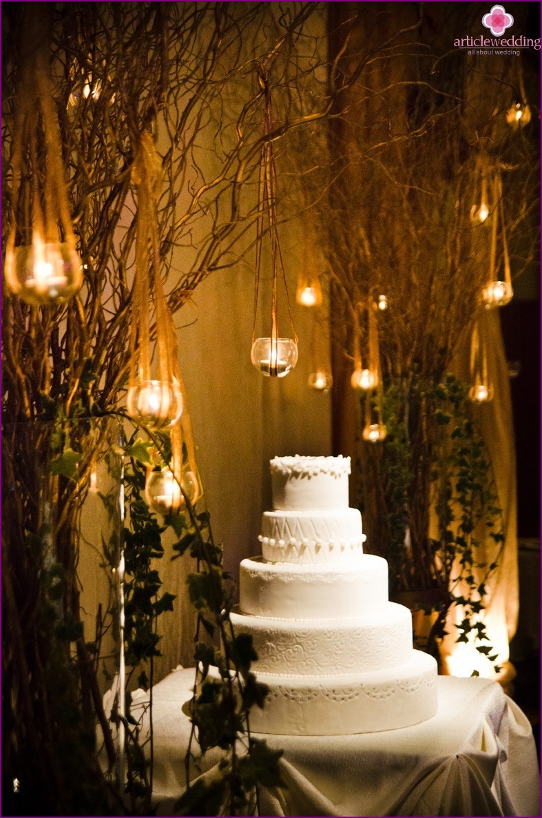 Hanging candle holders for wedding decoration