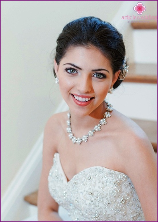 Perlen im Bild einer Braut