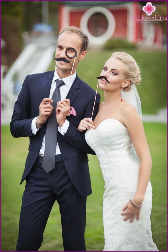 Moustache pour une séance photo