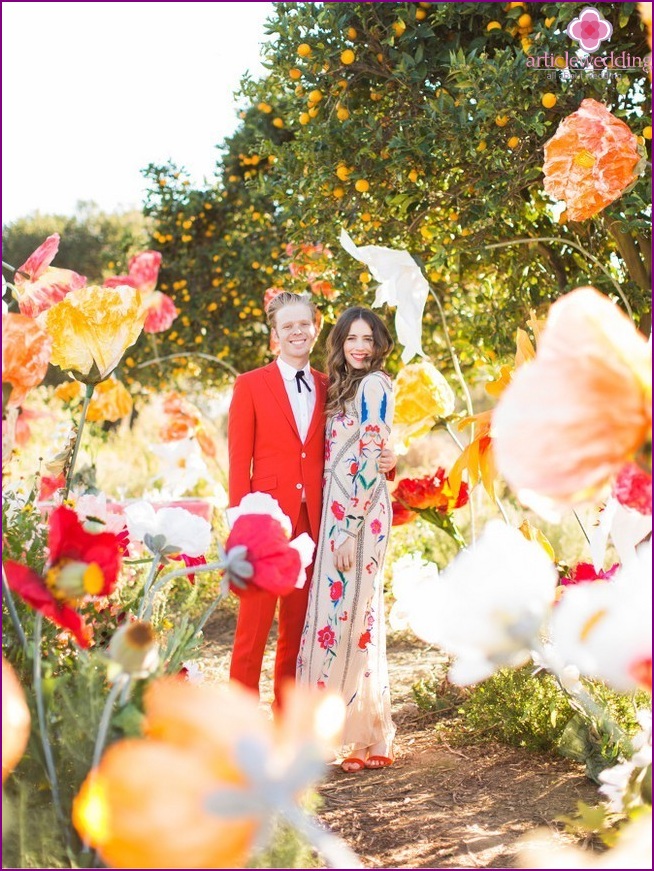 Riesige Blumen für ein Fotoshooting