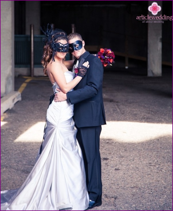 Couple avec masques