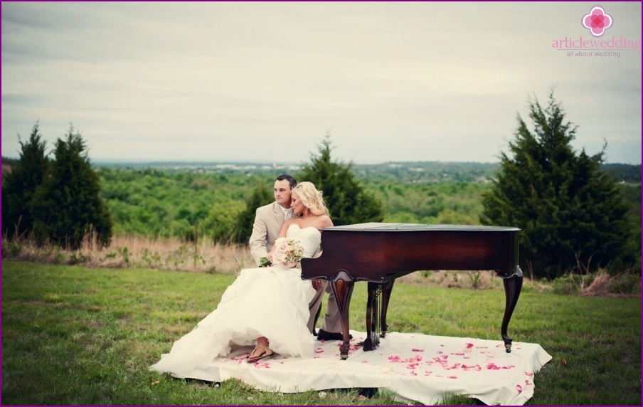 Young at the piano